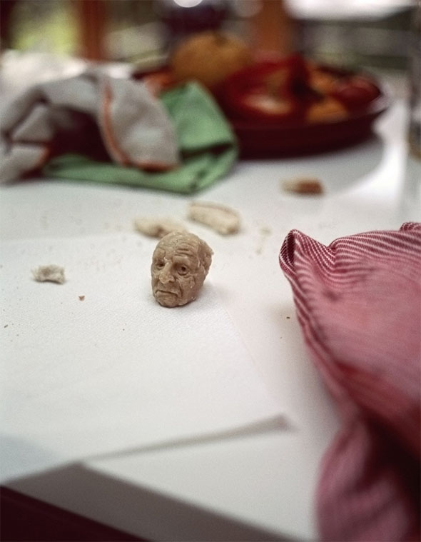 Famous Figures Sculpted From Wonder Bread Foodiggity