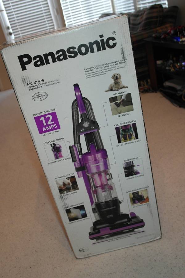 Panasonic JetForce Bagless Vacuum Redhead Mom