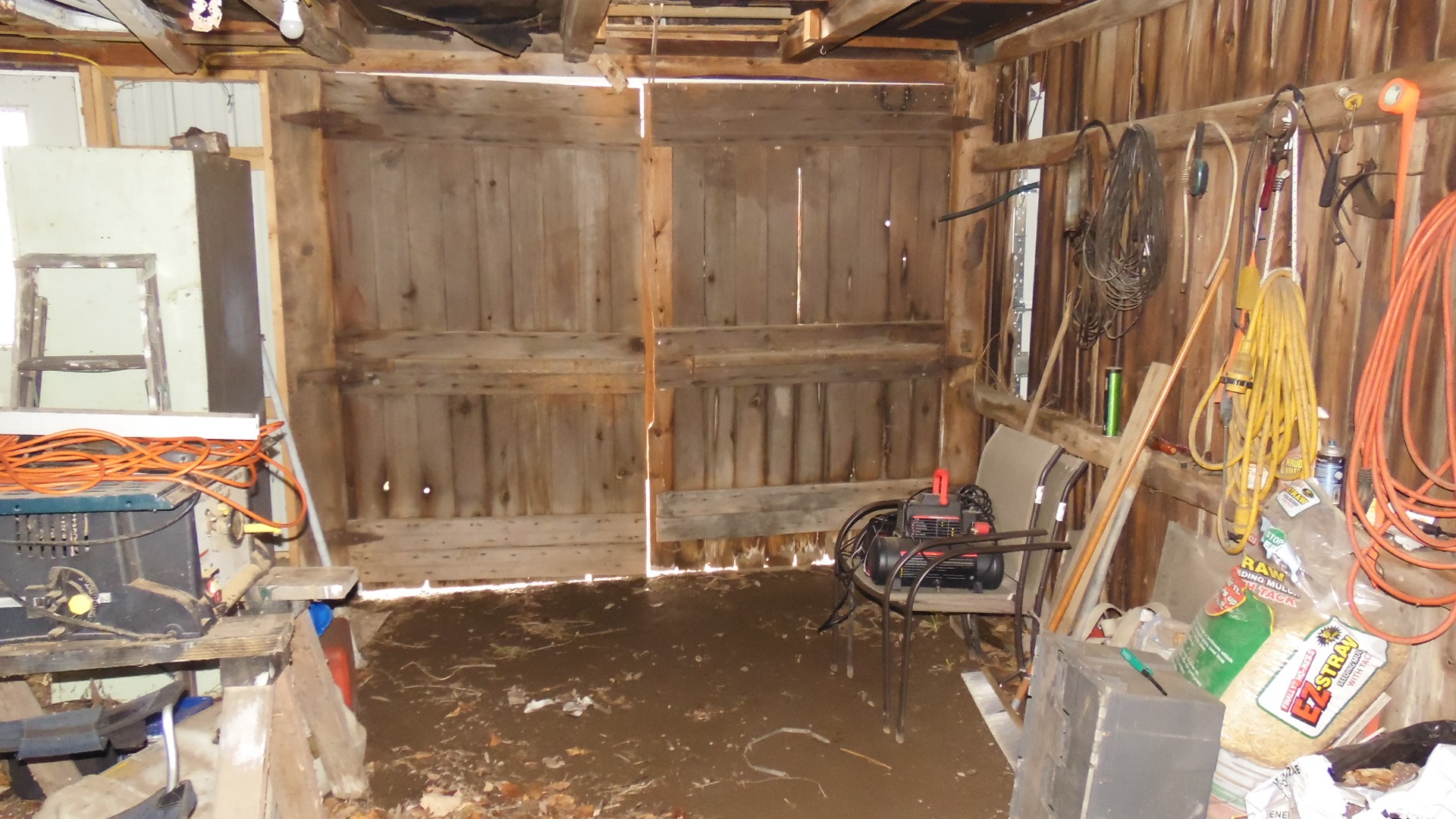 SAM_8820 Z and R Auction Co Commercial & Residential Real Estate