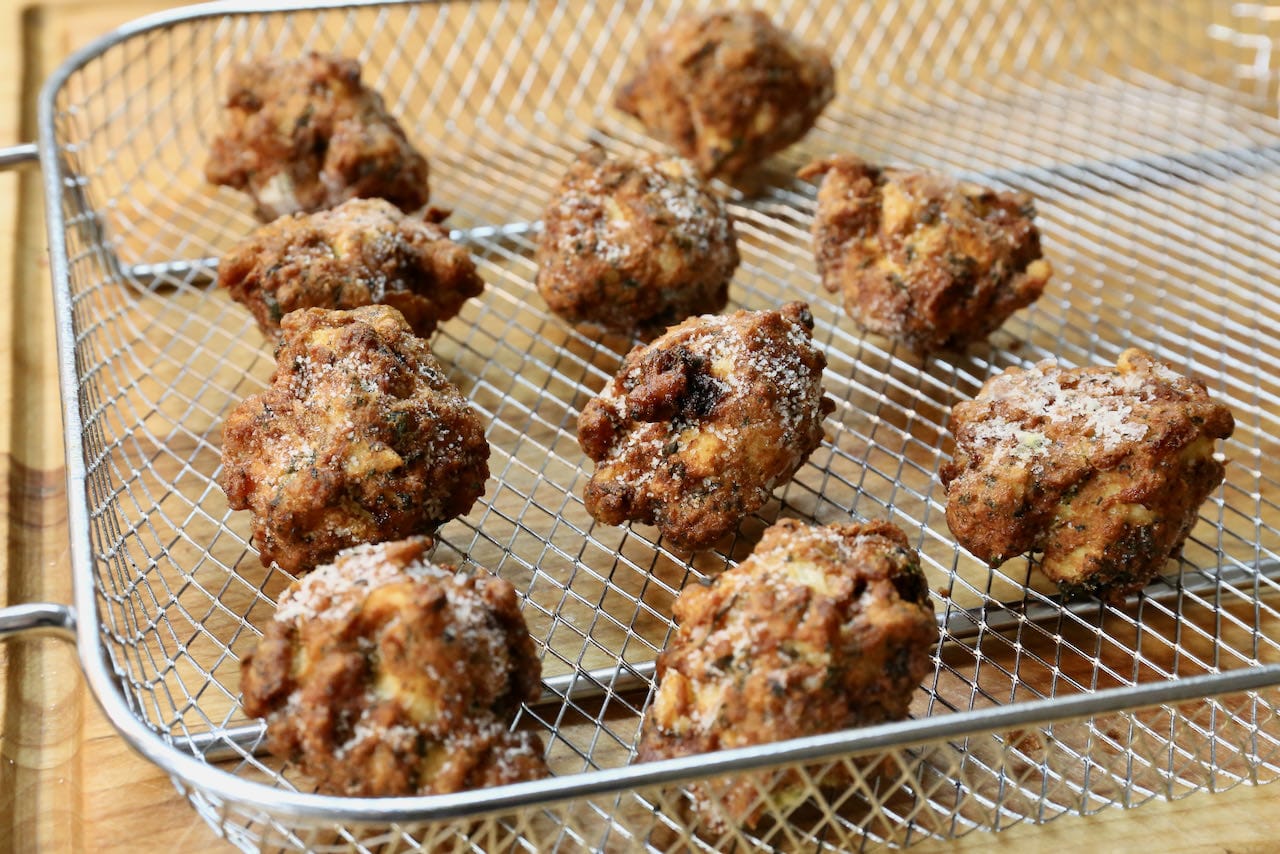 Easy Frozen Air Fryer Pakoras Onion Bhaji Recipe dobbernationLOVES