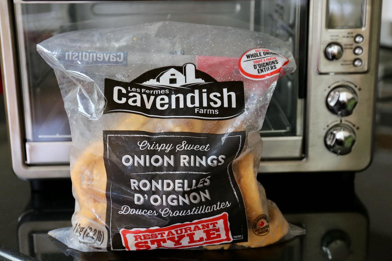 Easy Frozen Onion Rings In Air Fryer Recipe dobbernationLOVES