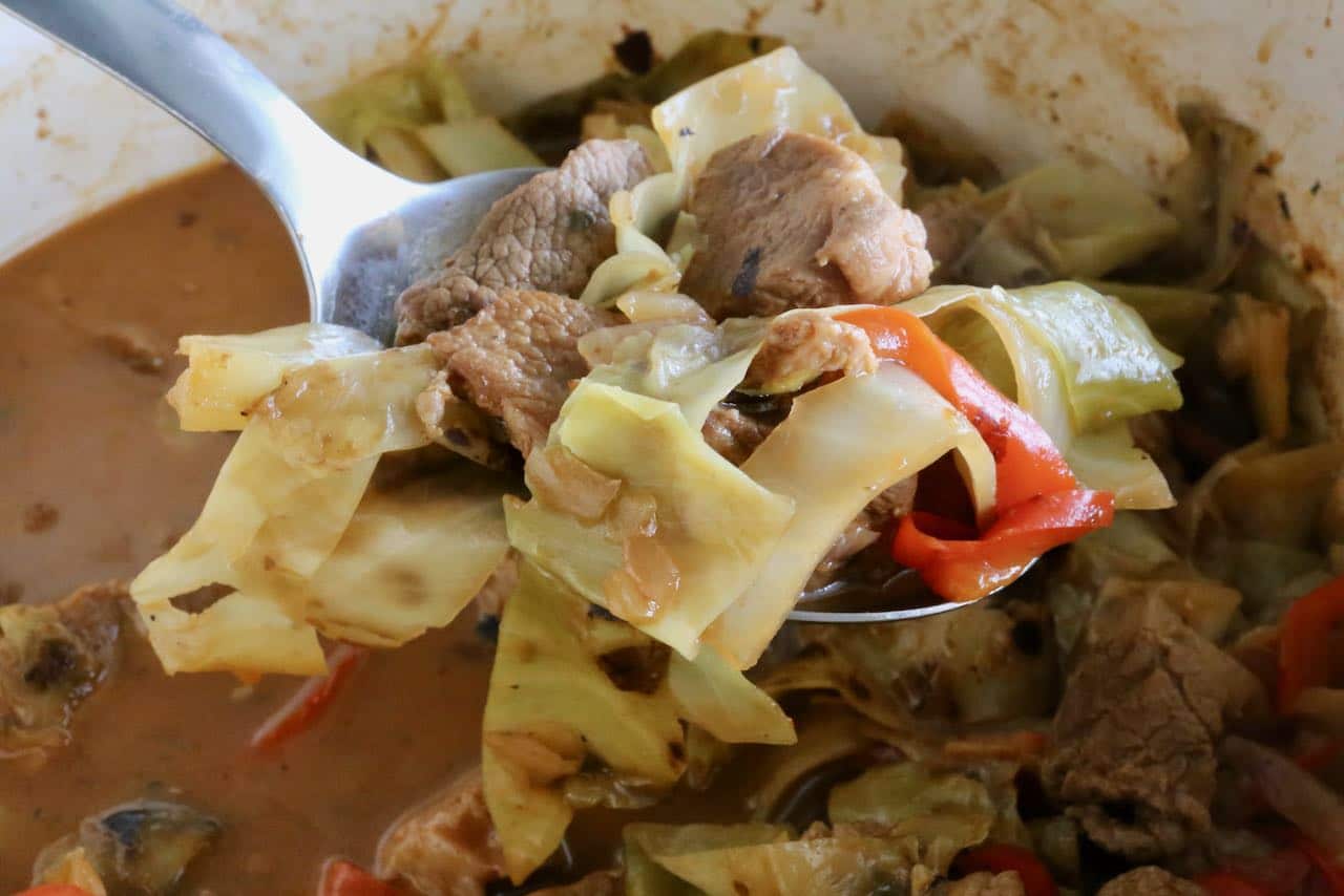 Greek Sweet Pepper Pork and Cabbage Stew Recipe
