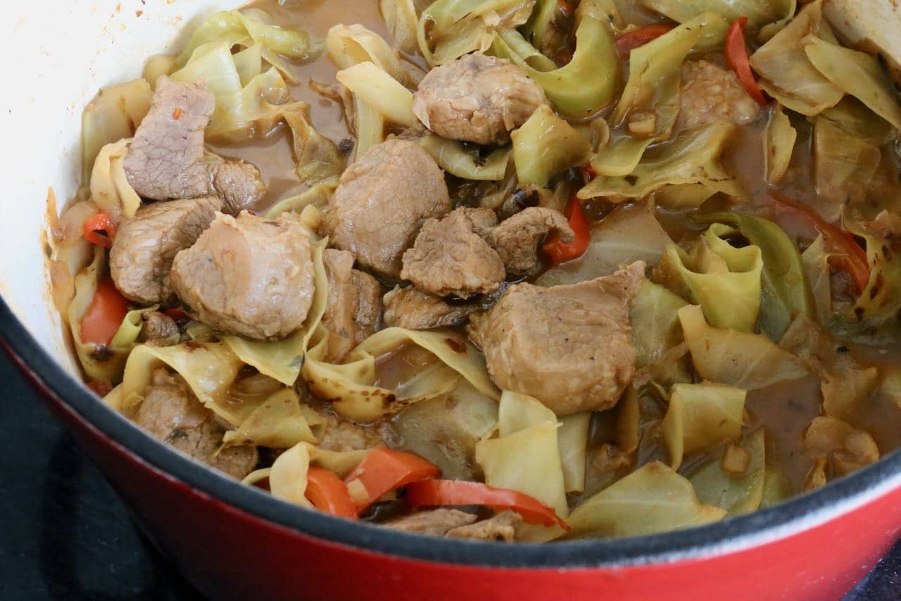 Greek Sweet Pepper Pork and Cabbage Stew Recipe