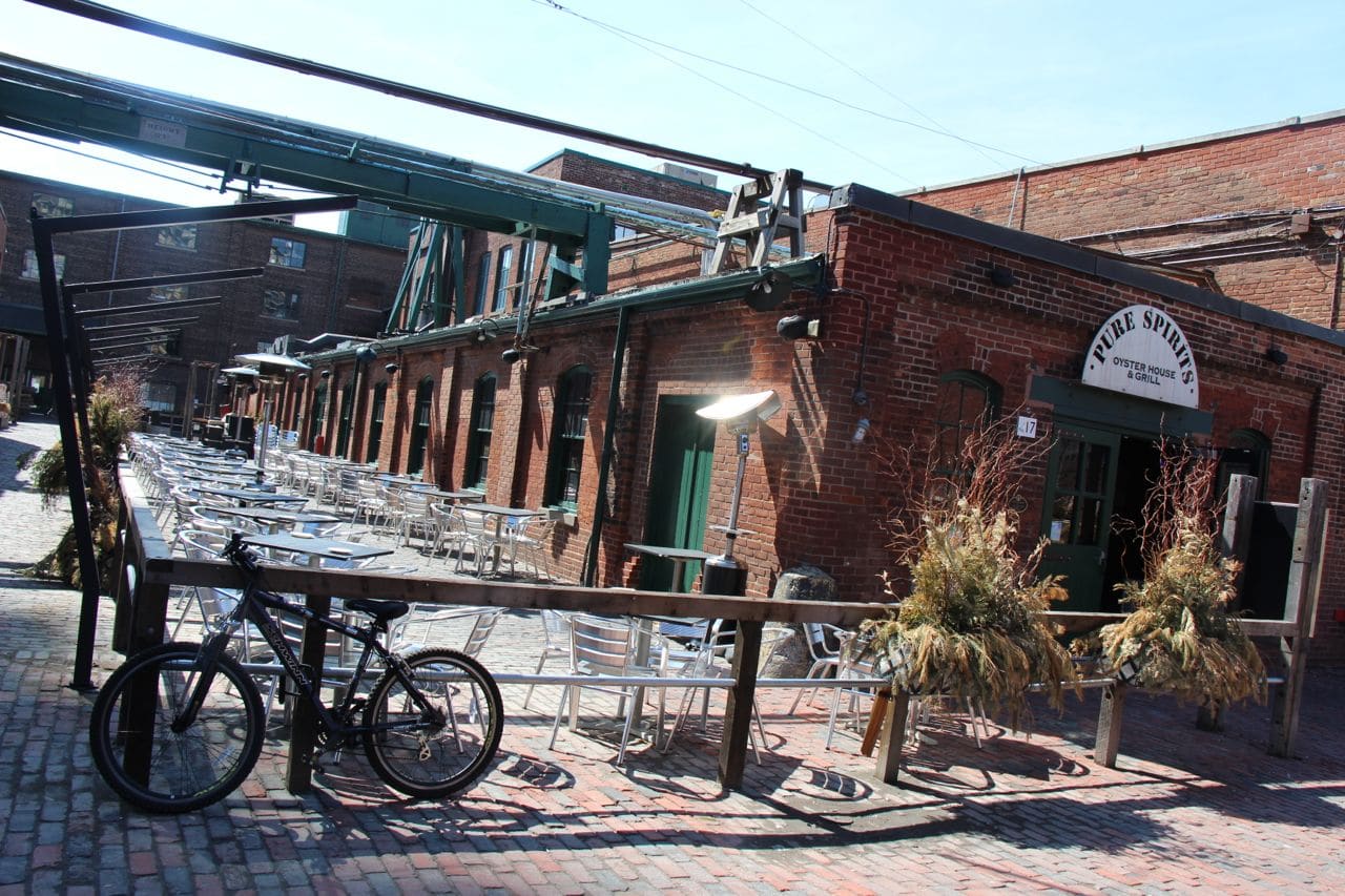 Pure Spirits Oyster House in Toronto’s Distillery District