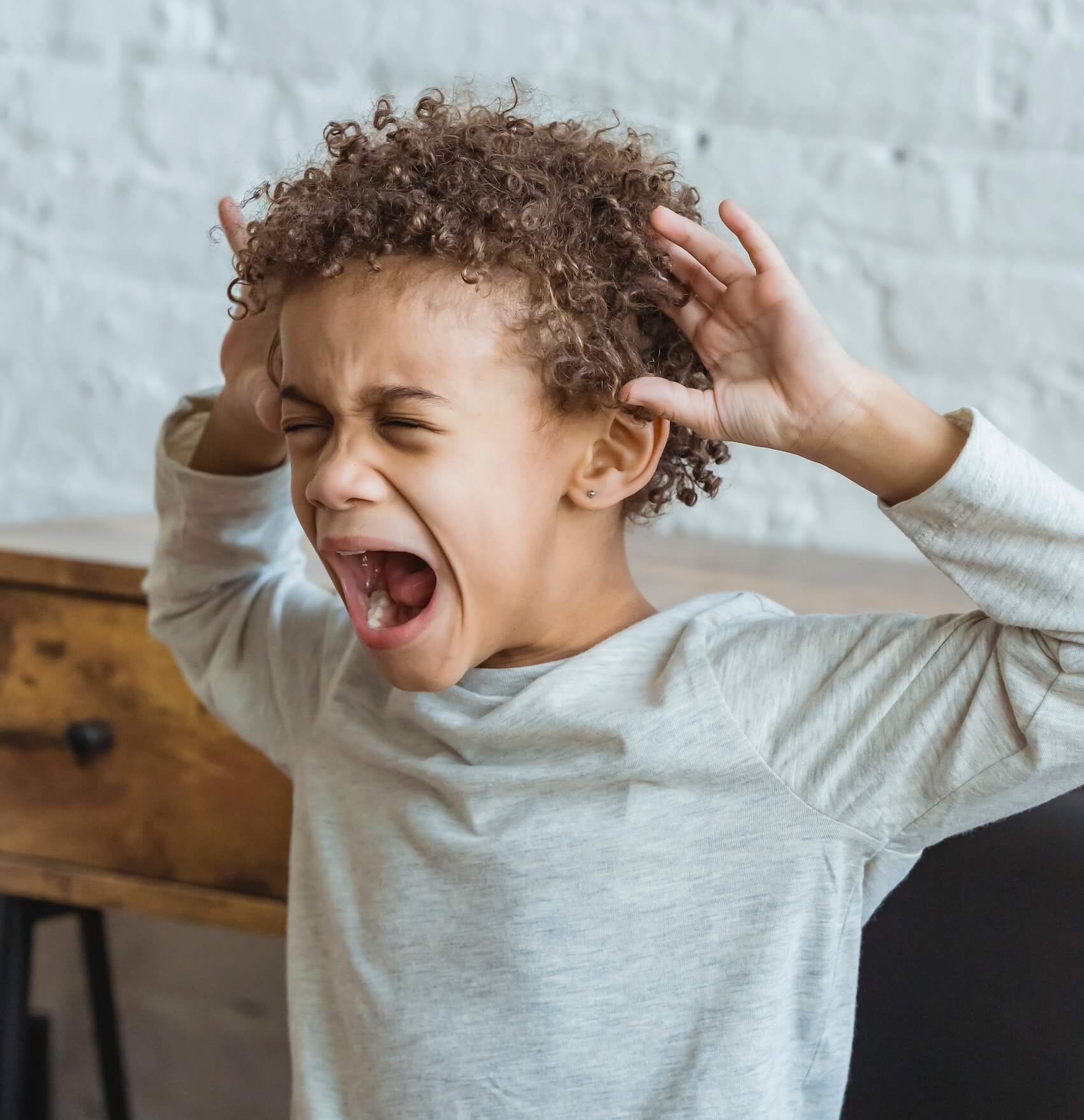 Anxious Attachment Style Guide Causes & Symptoms