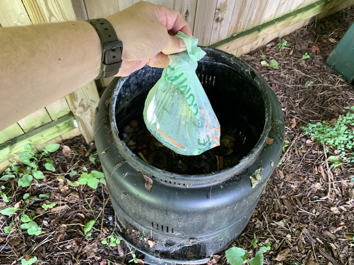 GeekDad GeekDad Review Simplehuman Compost Caddy GeekMom
