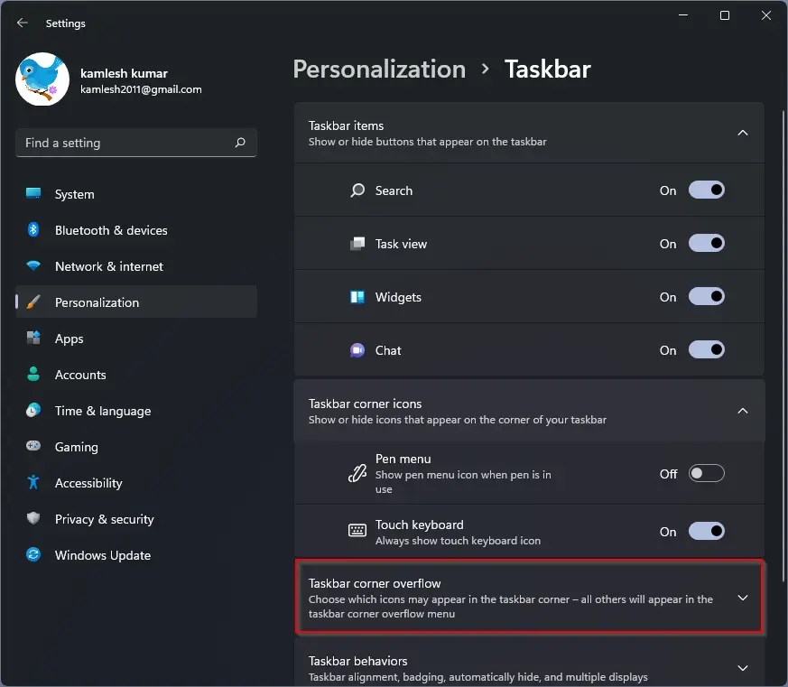 How to Show Hidden Icons on Taskbar in Windows 11 or 10? Gear up