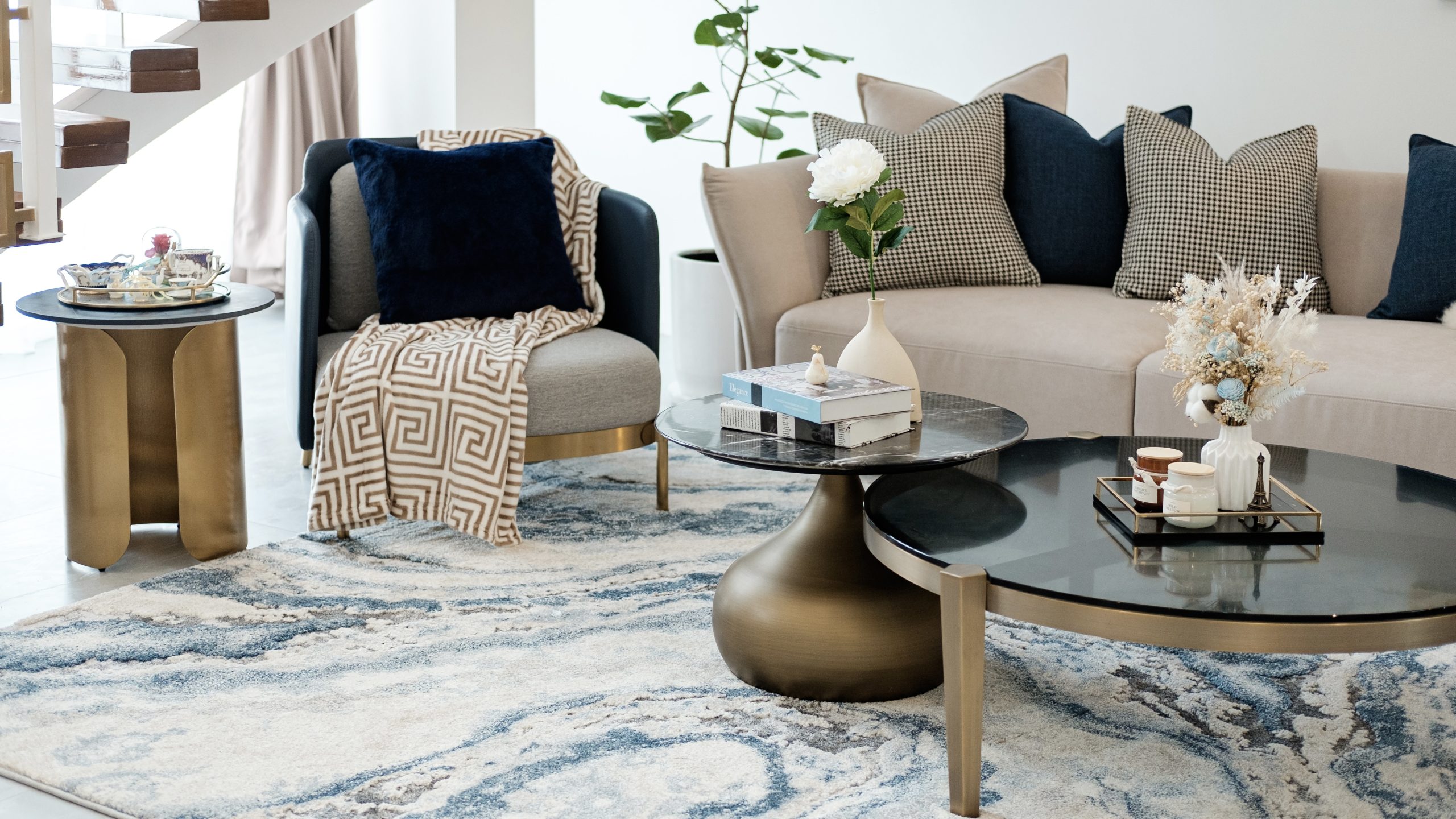Transform Your Home with these 5 Modern Rug Design Ideas