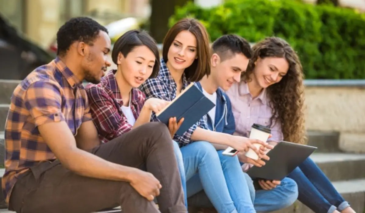 LLM Scholarships at Queen Mary University of London, 2018