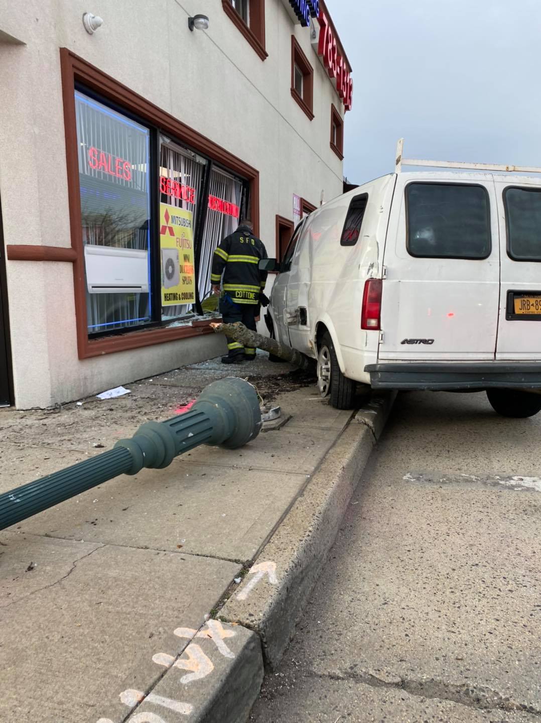 SingleVehicle Accident at Merrick Road and Seamans Neck Road Seaford