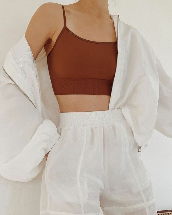 Hot off the Oven 12 High Neck Bralette Outfit Ideas 160grams