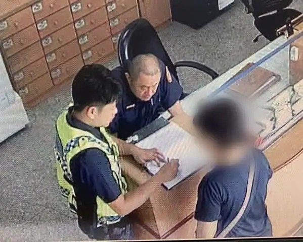 香客以為丟車 臺西警穿街走巷幫她找到愛車