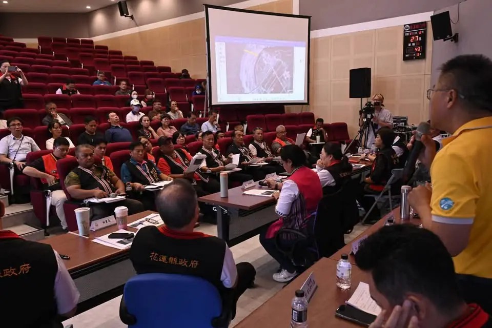 傾聽民意 守護花蓮 縣長徐榛蔚率隊赴富里、卓溪舉行基層座談