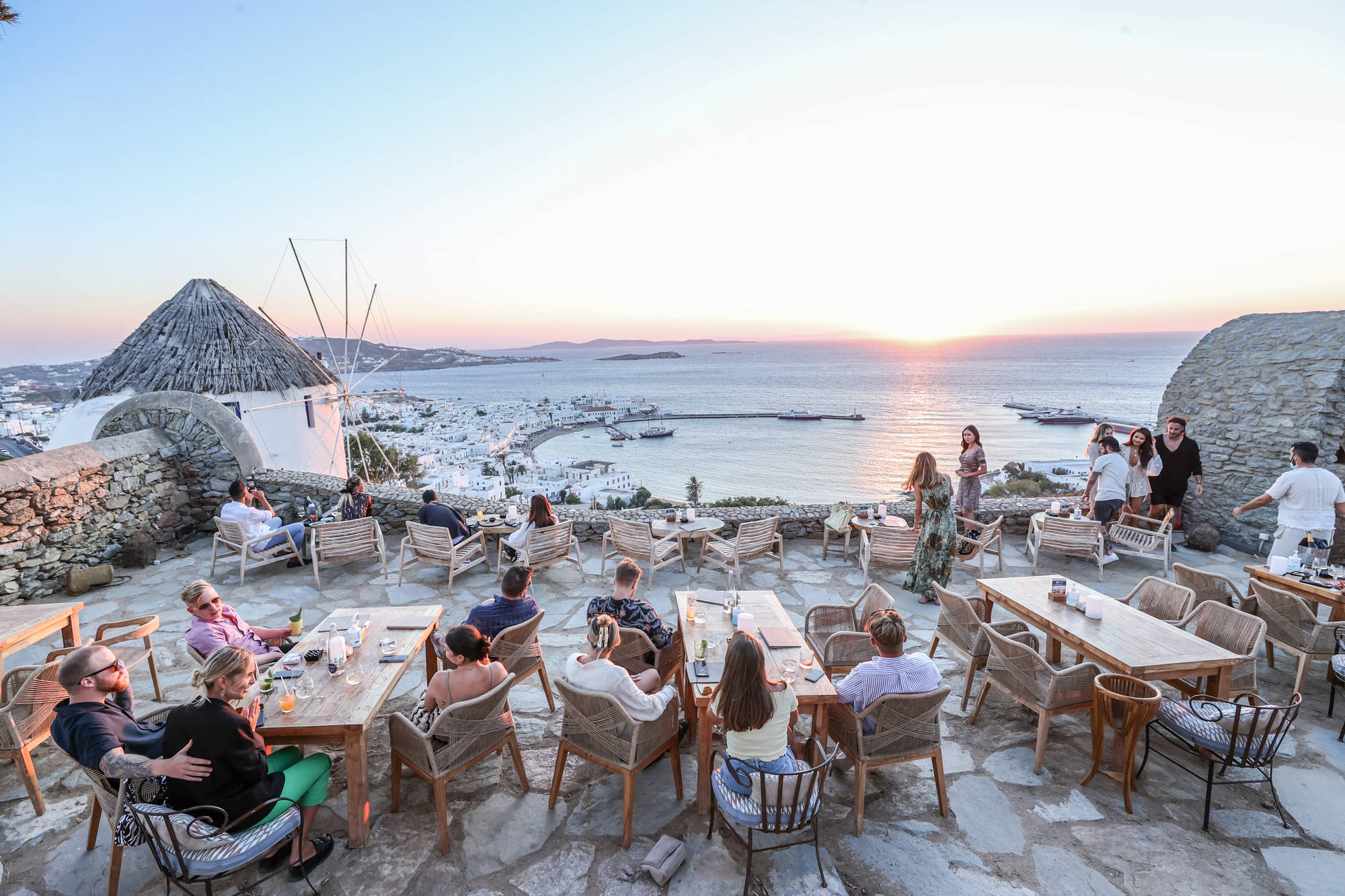 Reservations 180° Sunset Bar Mykonos