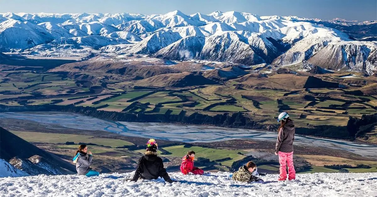 Best skiing in New Zealand? Mt Hutt should be your destination. 1964