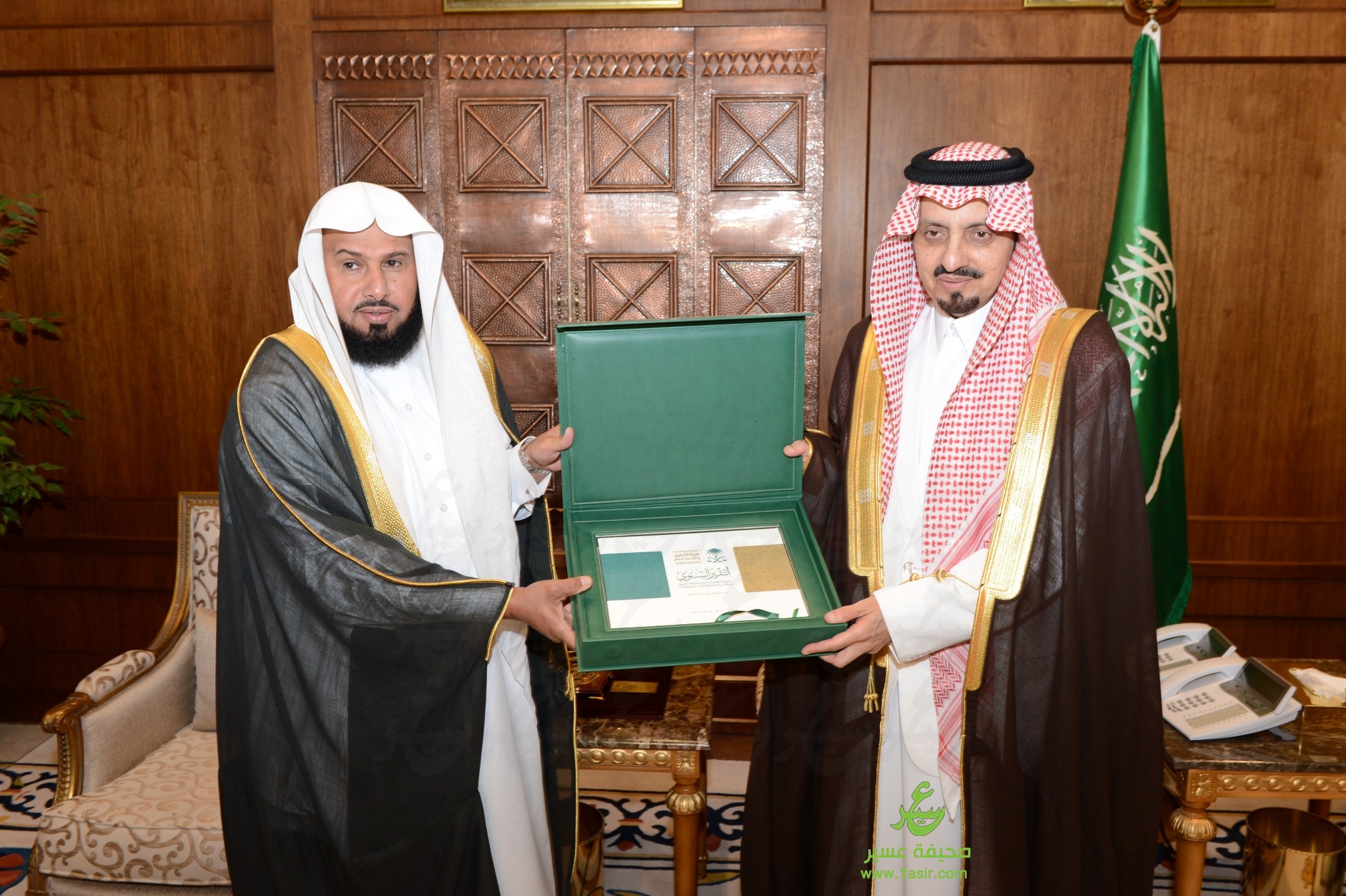 أمير عسير يستقبل رئيس هيئة التحقيق والادعاء العام بالمنطقة