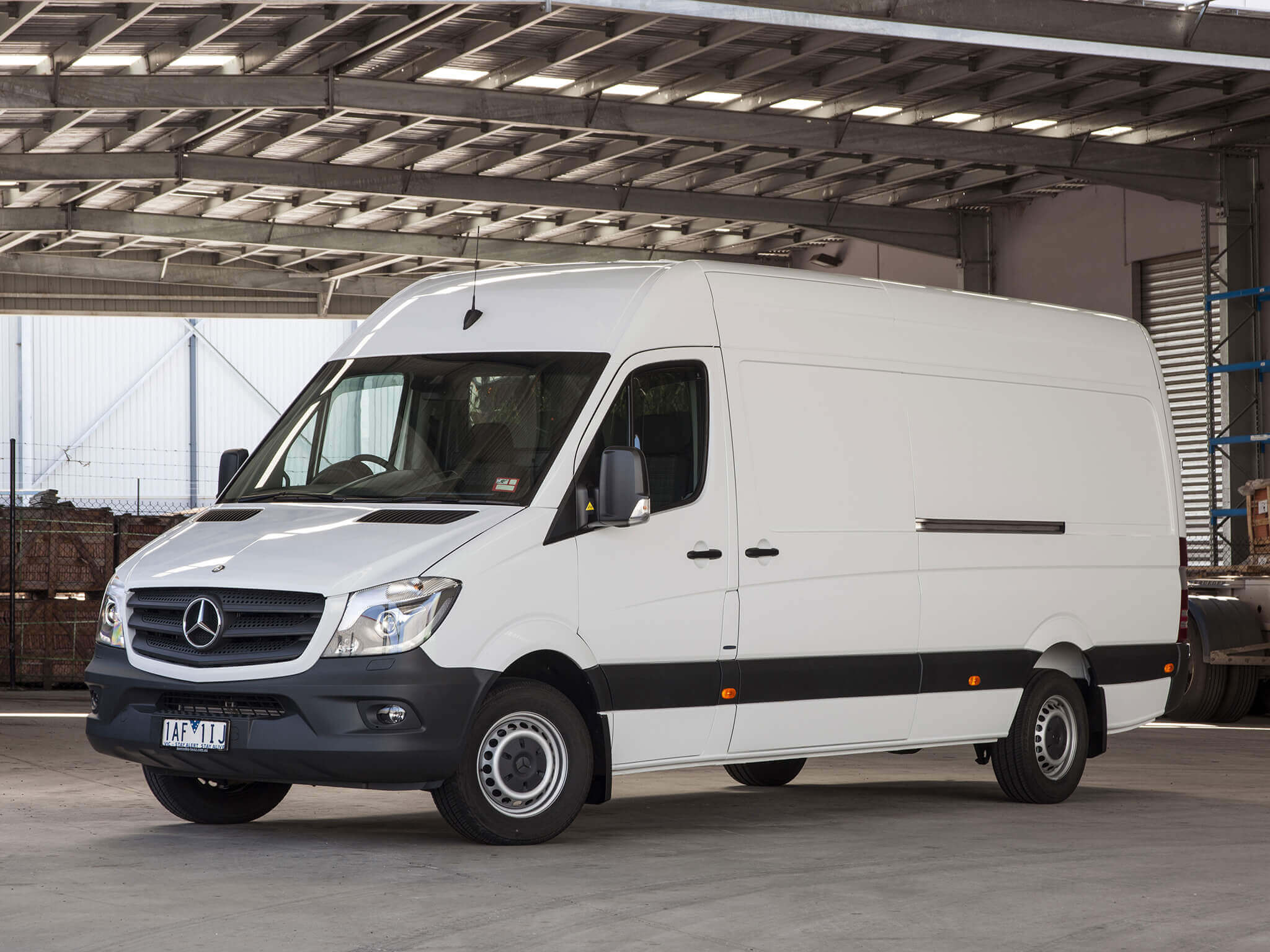 MercedesBenz Sprinter specifications, overview, photos, videos
