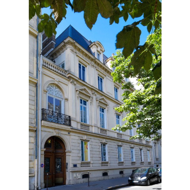 Bonhams de Saint Cyr Paris Auction House