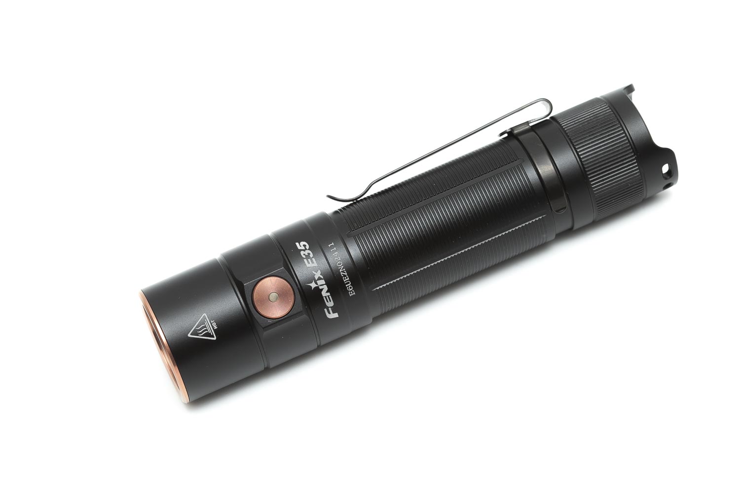 Fenix E35 v3 review | EDC Flashlight with 3000 lm | 1lumen