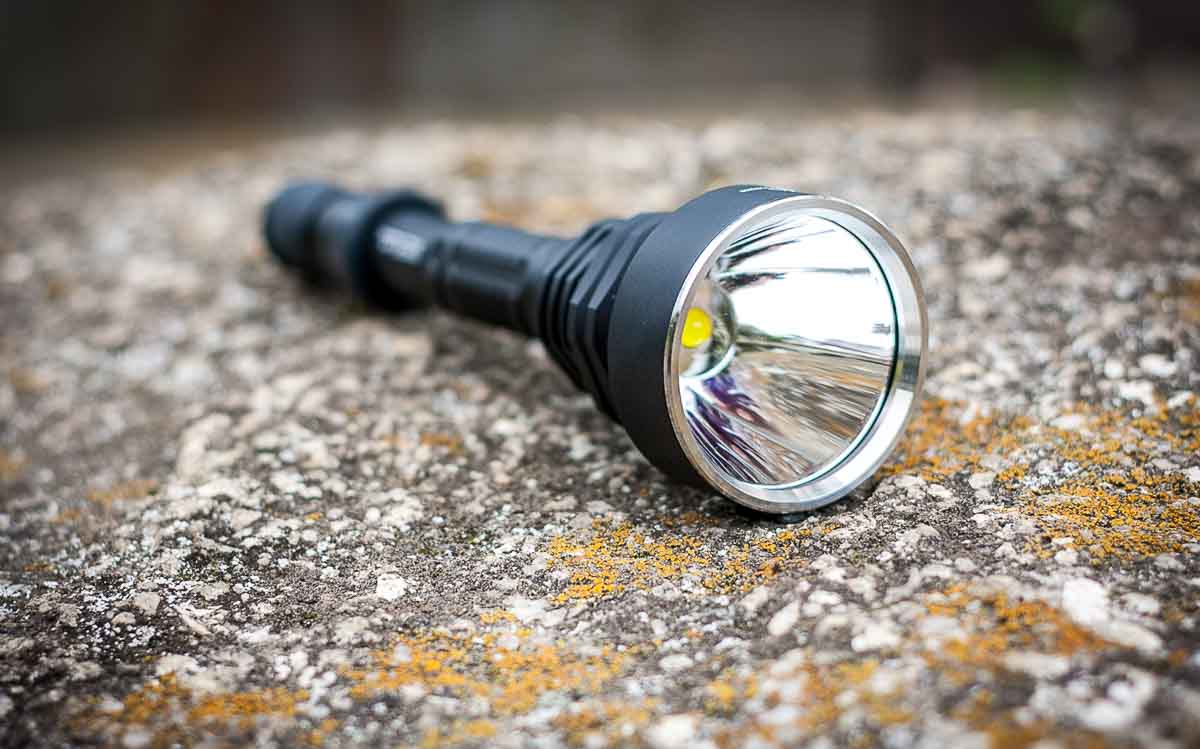 18650 battery flashlight reviews (2018) 1Lumen Reviews