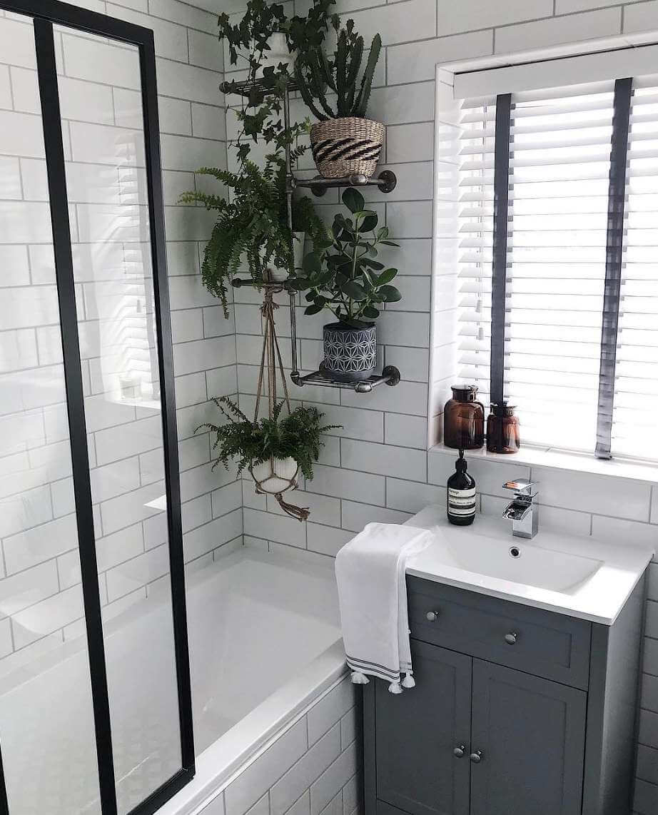 33 Enchanting Bathroom Plant Shelf Ideas