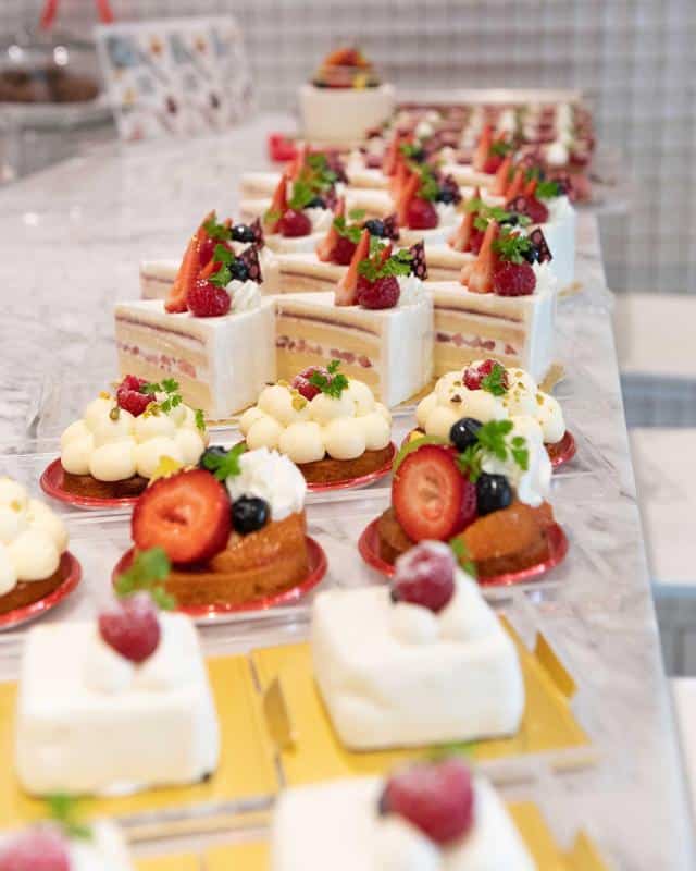 The 21 Best Desserts in Las Vegas (2023 Update)