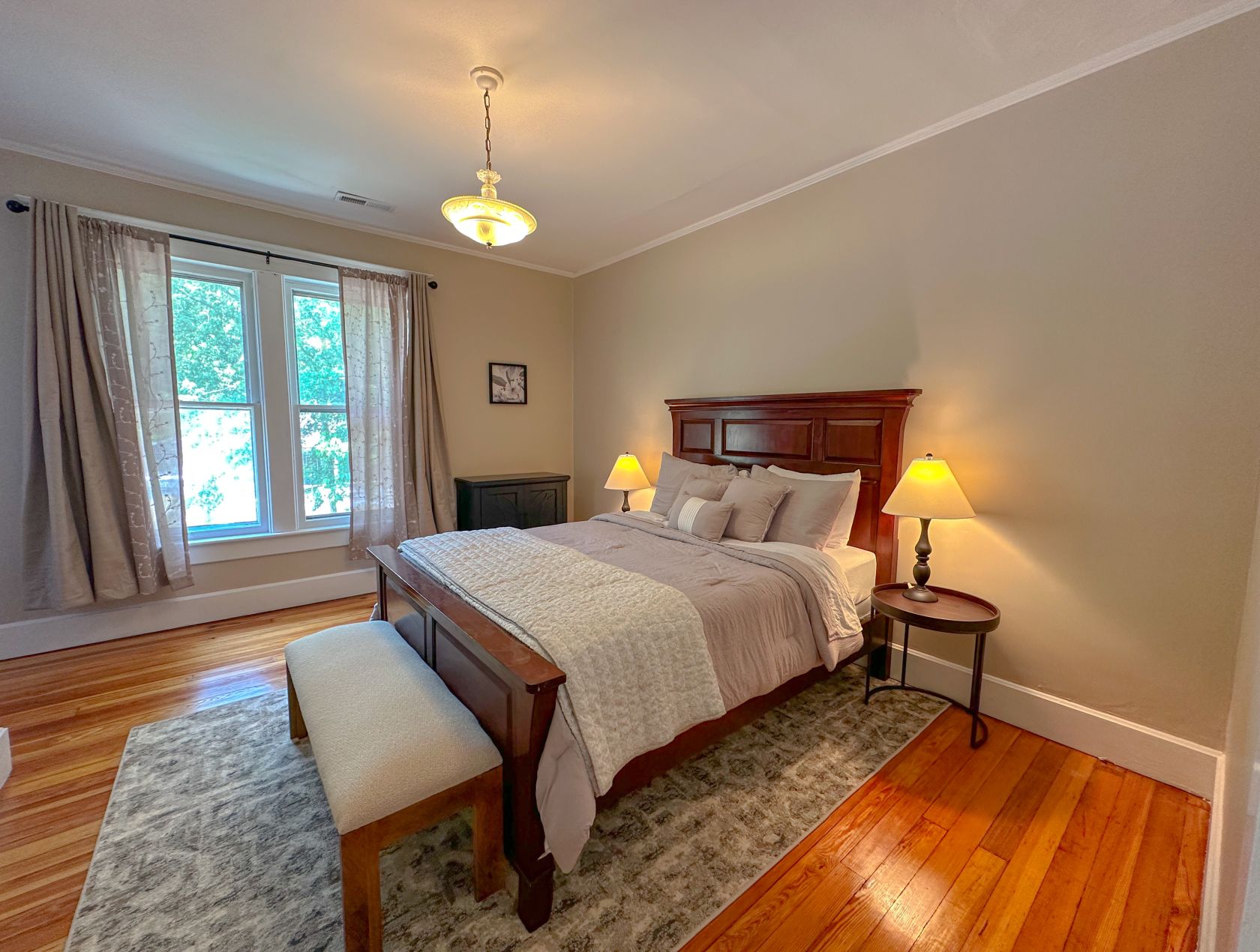 Maple Leaf Inn 1st Choice Lodging Company