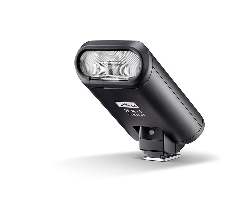 Metz launches Mecablitz 26 AF1, a pocketsized flash for hotshoe