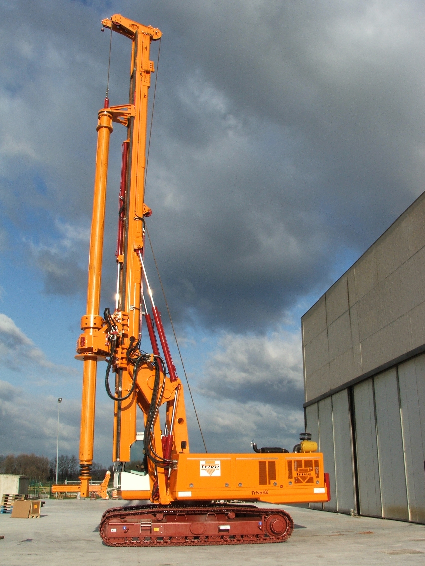 GMR Hydraulic Rotary Piling Rig Rental Services, ID 4122061491