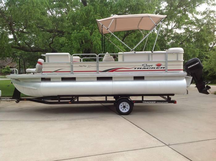 2008 pontoon