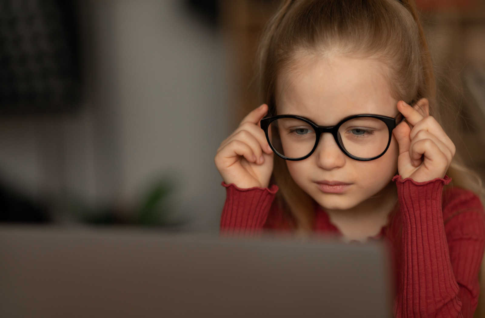 What Causes Bad Eyesight at a Young Age? La Mesa