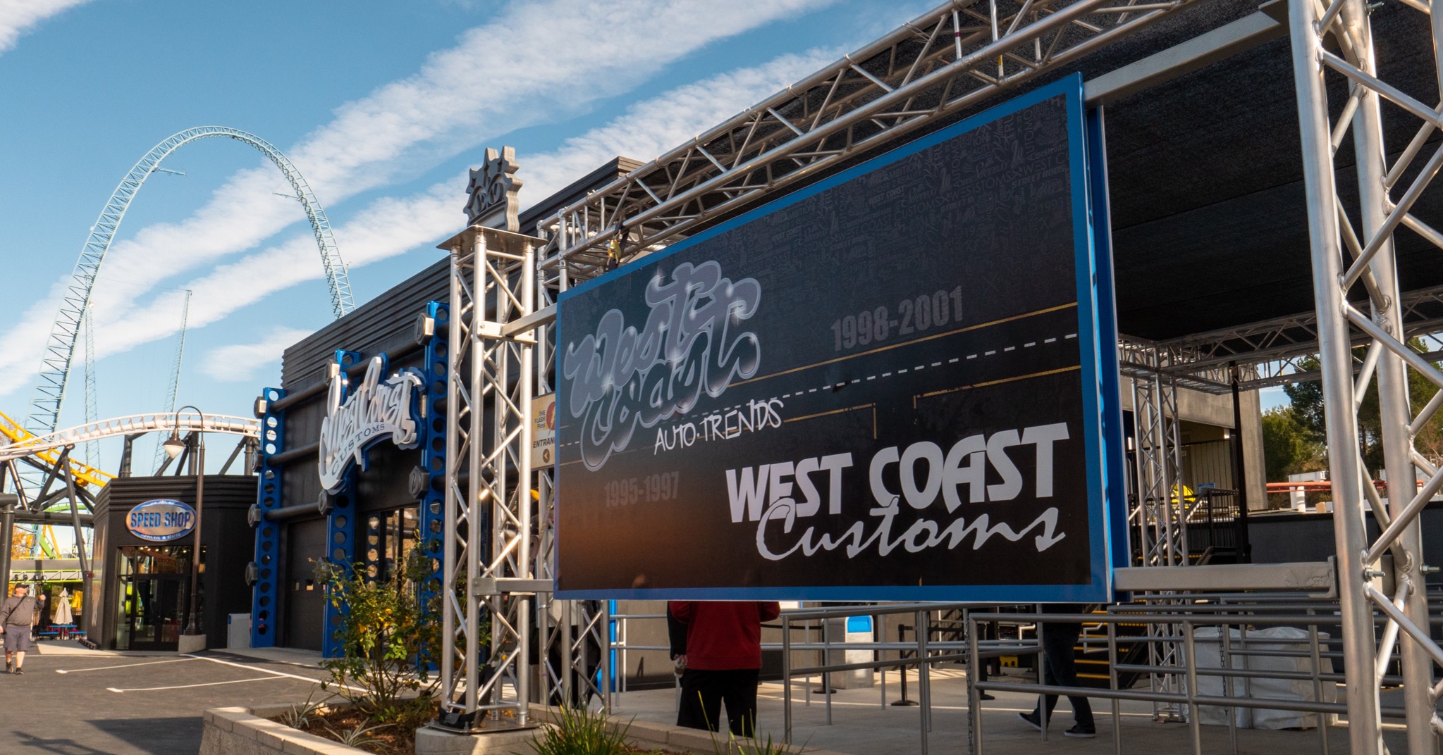 Six Flags Magic Mountain Launches New ‘West Coast Racers’ Ride