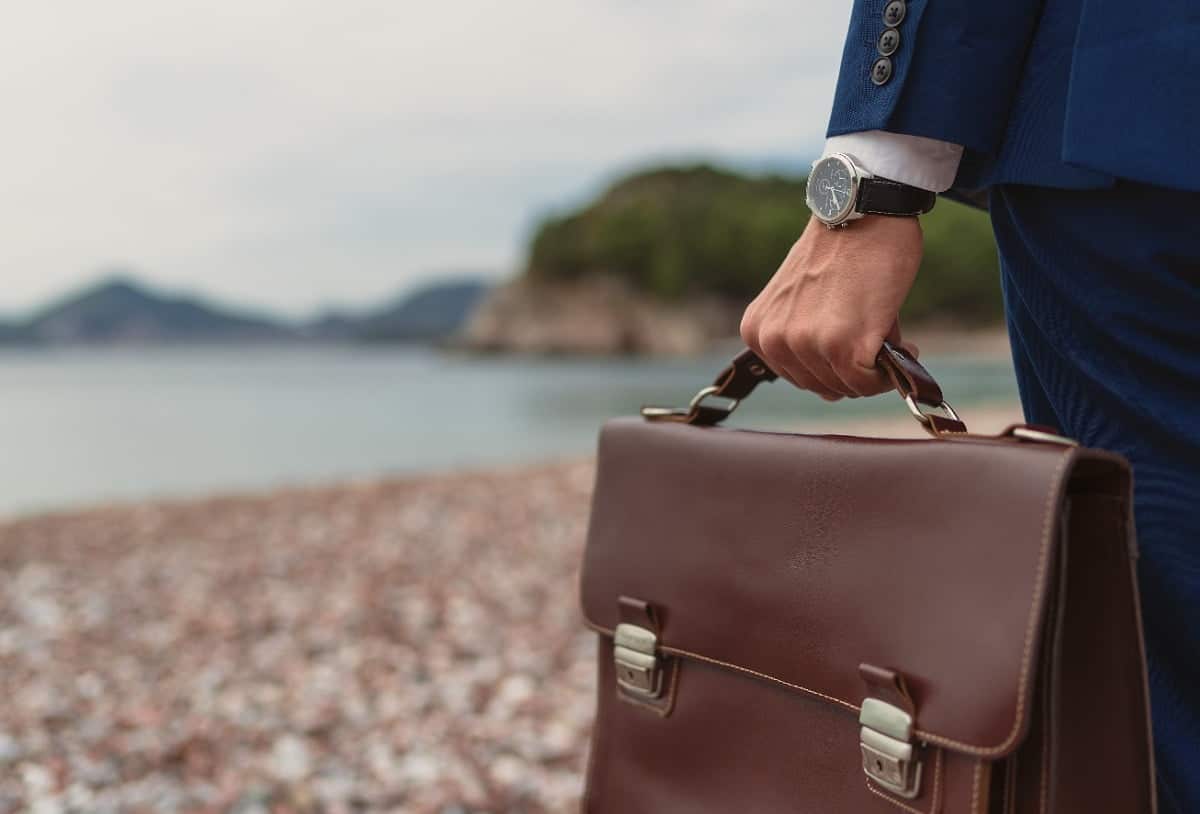 an Insurance Adjuster in Arlington, Texas, This Holiday Season