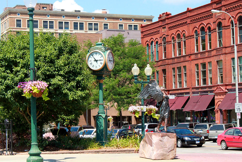 6 Reasons to Move to Sioux Falls, SD, Right Now(04)