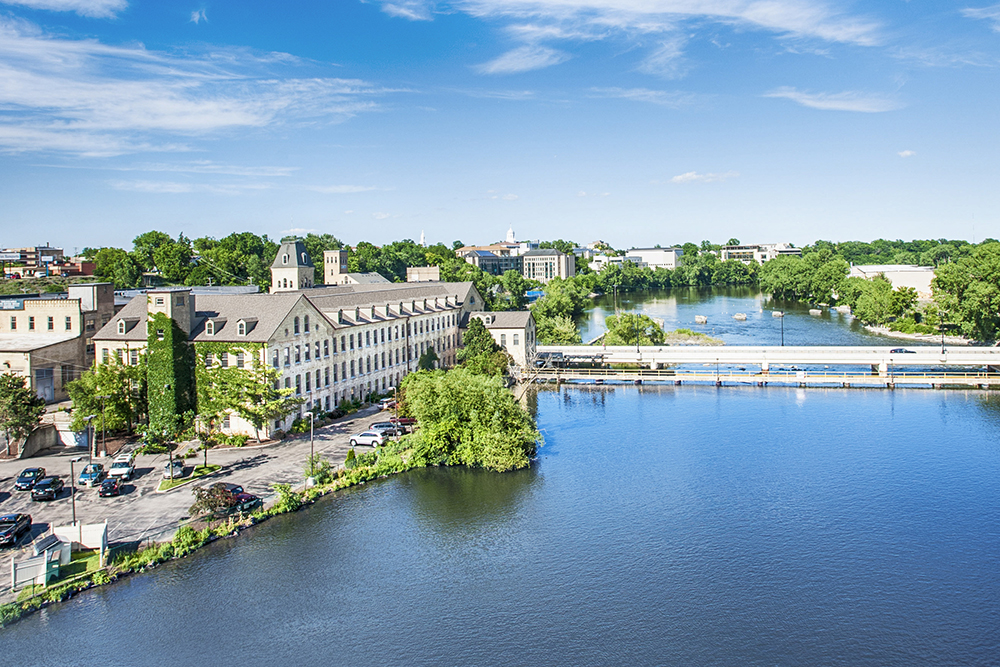 Appleton, WI is a ranked 2020 Top 100 Best Places to Live in America(04)
