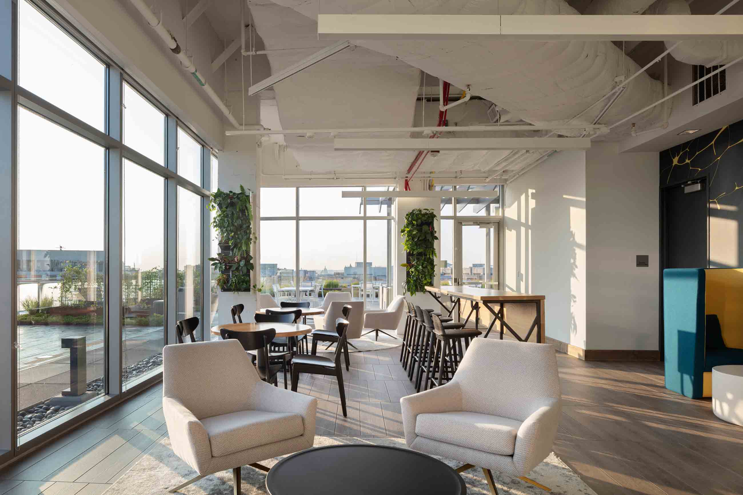 Commercial Real Estate Washington DC 2112 Penn