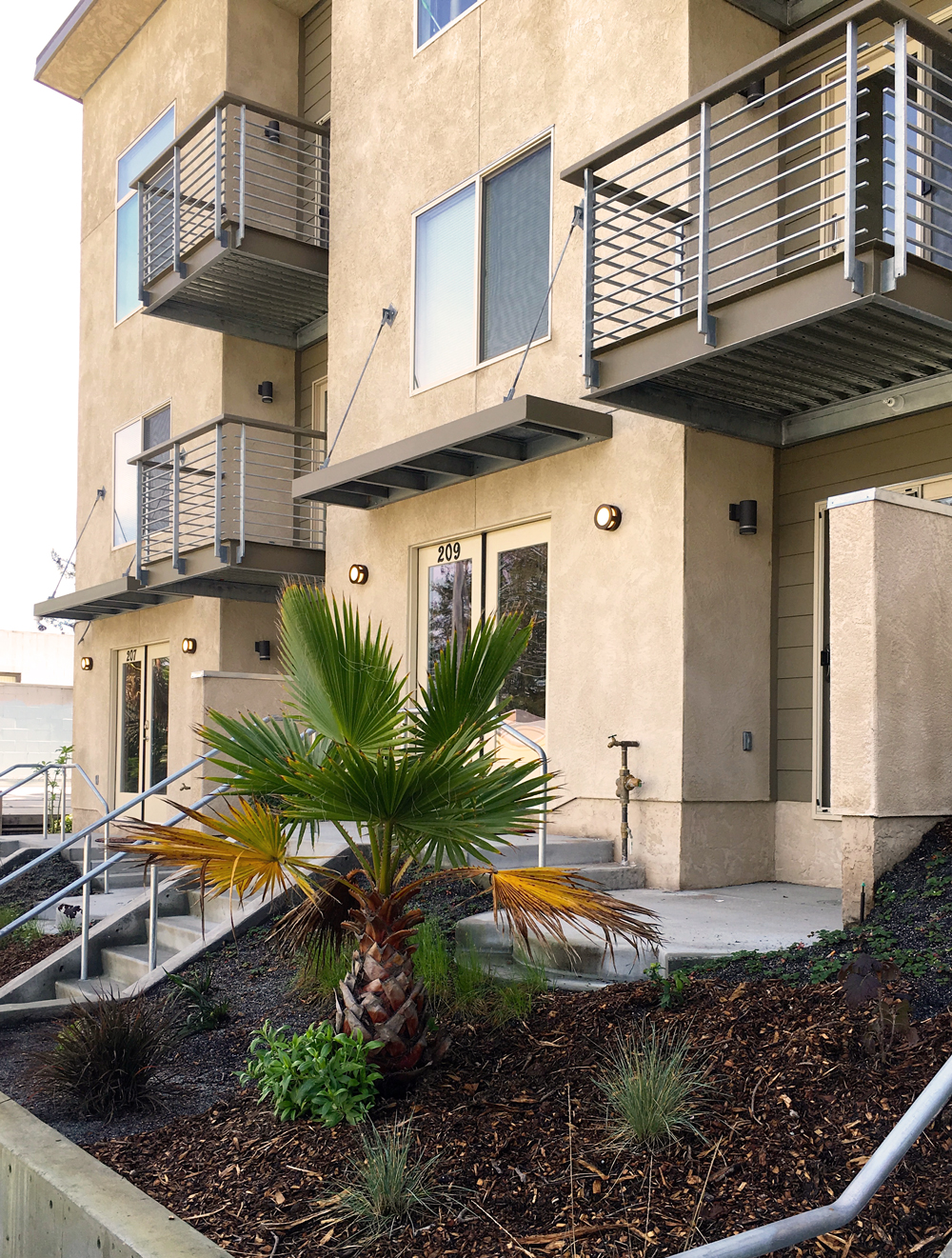 Photo Gallery 211 Mora Apartments