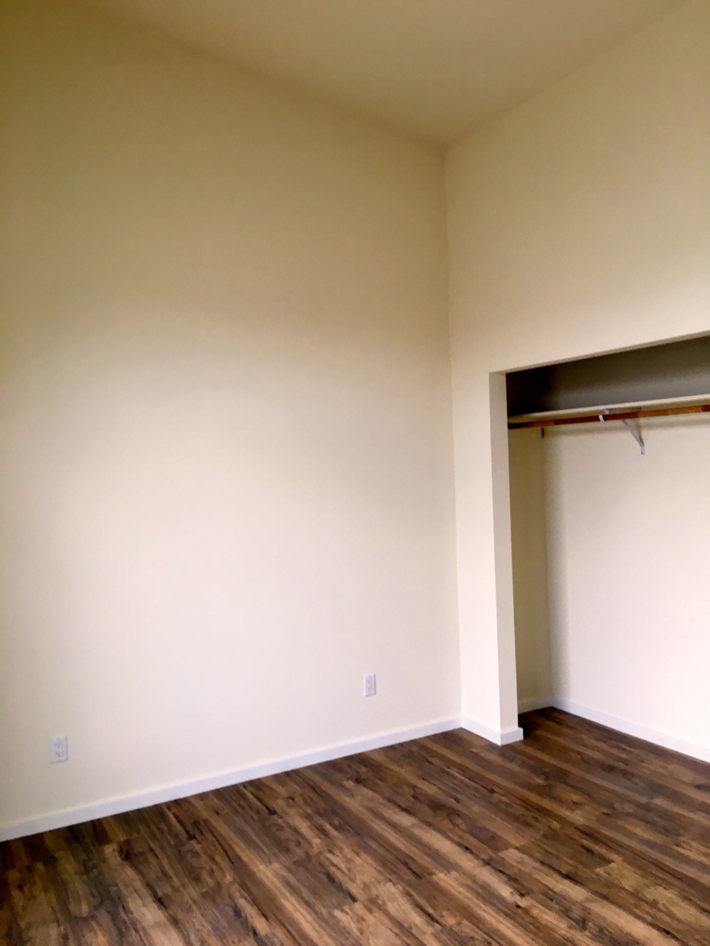 Photo Gallery 211 Mora Apartments