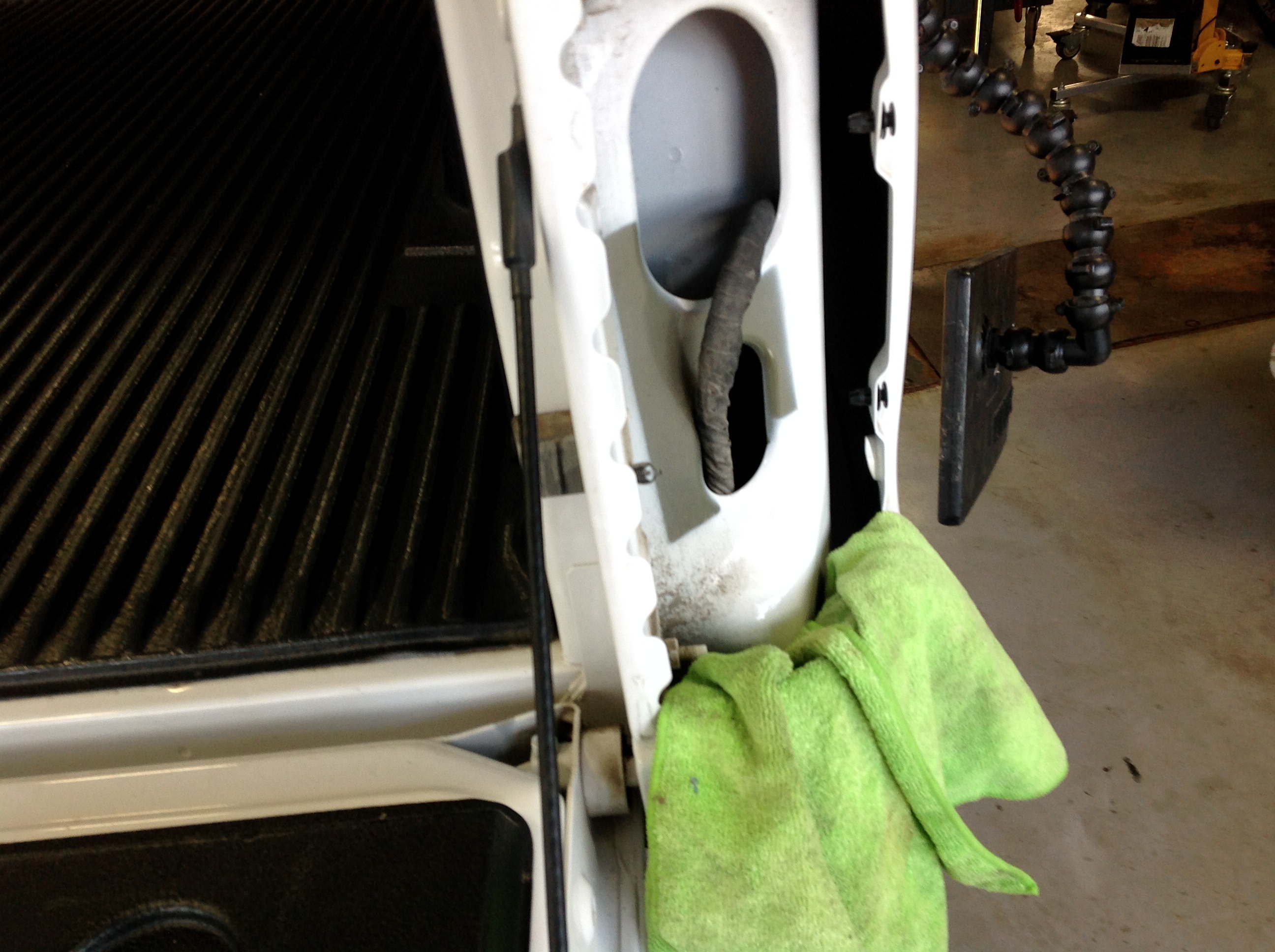 2014 White Ram 1500 Removal of Rear Inner Wheel Well Springfield