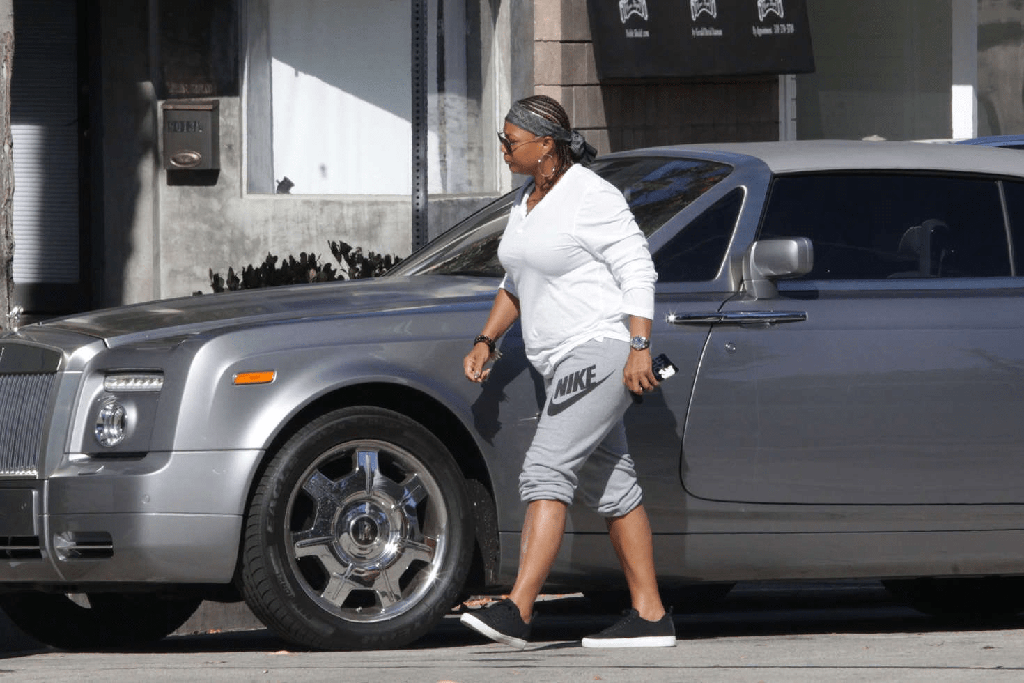 The Car Collection Of American Rapper Queen Latifah 21Motoring