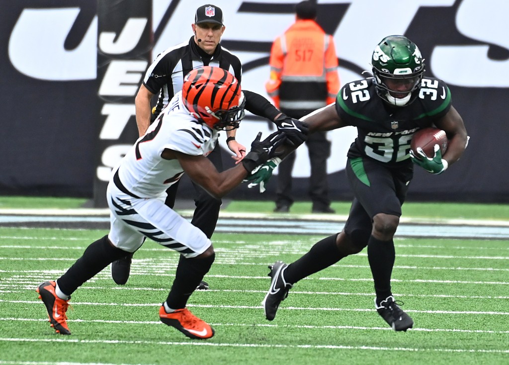 Jets' Michael Carter opens up about upbringing,...