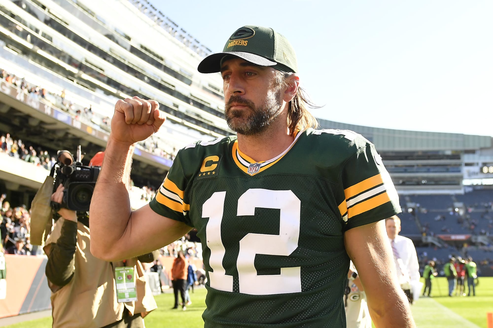 Aaron Rodgers doubles down on Bears 'I own you'...