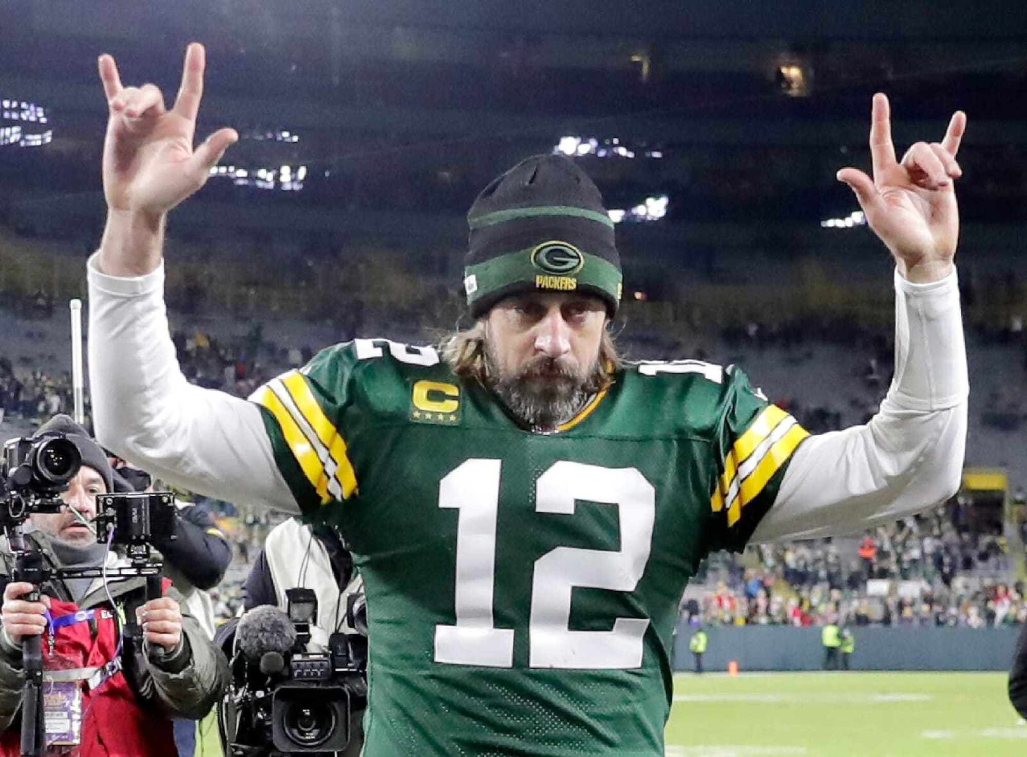 Aaron Rodgers will be on Manningcast, for better...