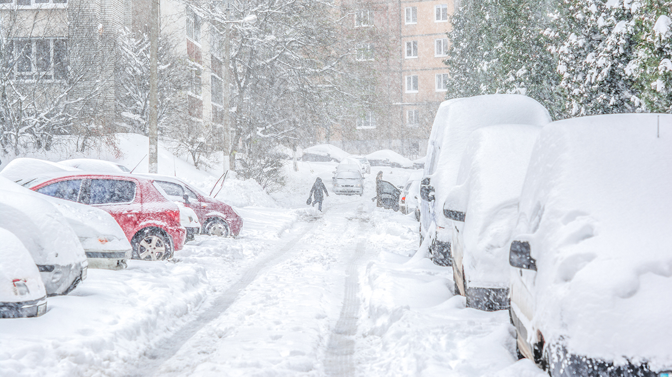 Places With the Biggest Snowfall in History in Every State 24/7 Wall St.