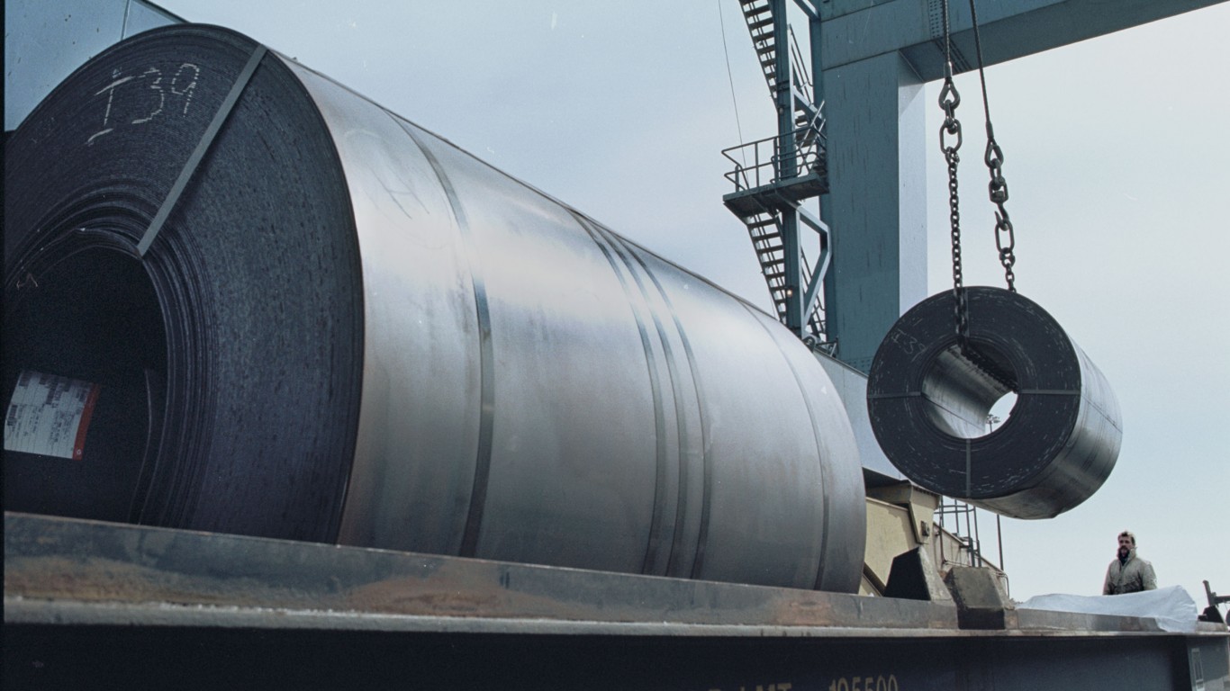 US Steel Going to Japan; EV Maker Nio Gets Boost from Abu Dhabi 24/7