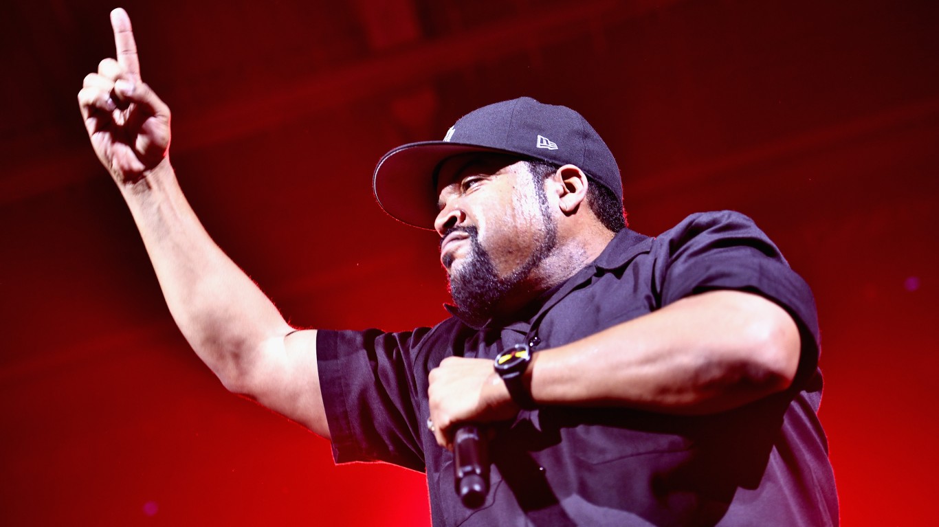 100 Most Popular Musicians on Tour in 2019 Page 8 24/7 Wall St.