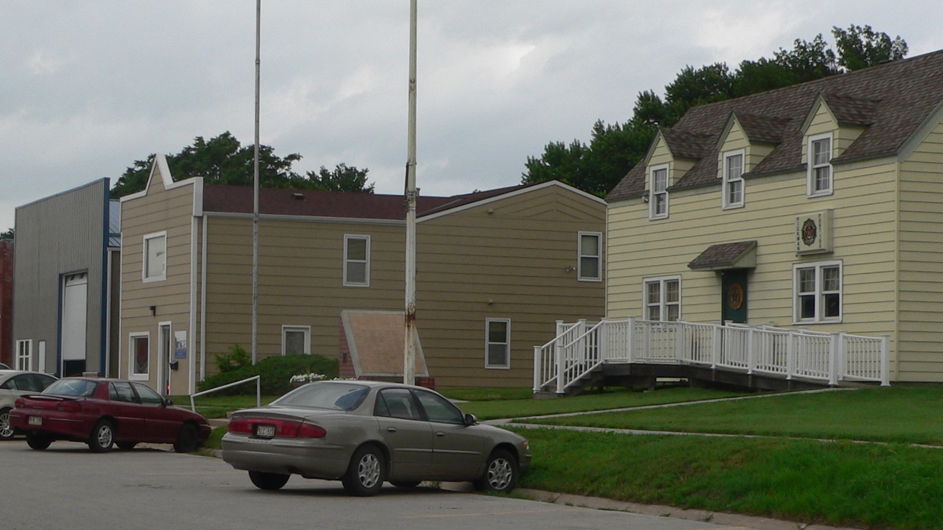 These Are the Best Suburbs to Live in Every State 24/7 Wall St.