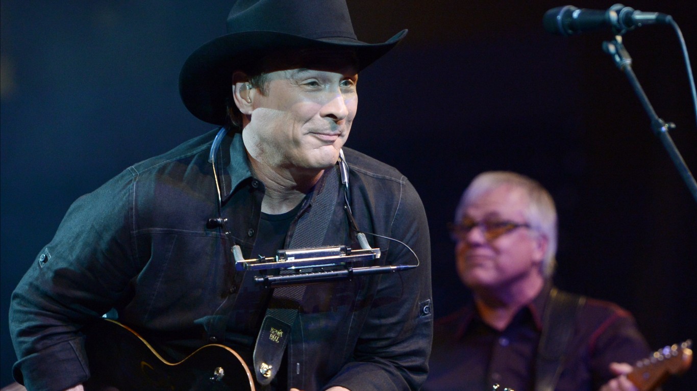 The 40 Most Popular Country Music Albums of All Time Page 4 24/7