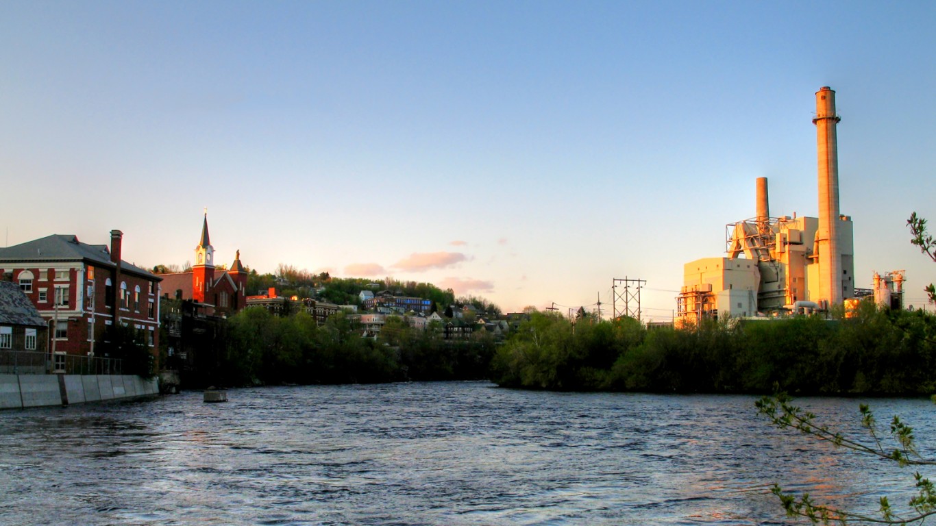 Poorest Town in Every State 24/7 Wall St.