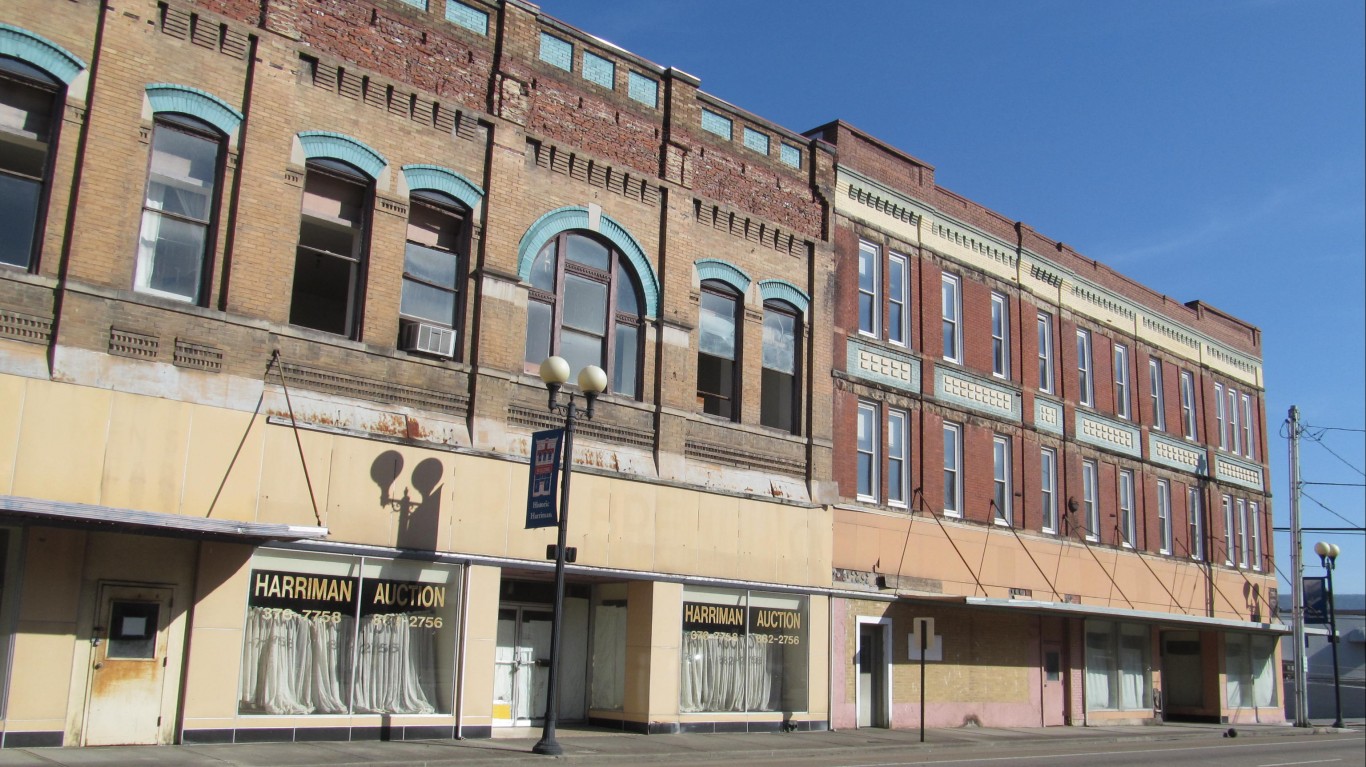 Poorest Town in Every State 24/7 Wall St.